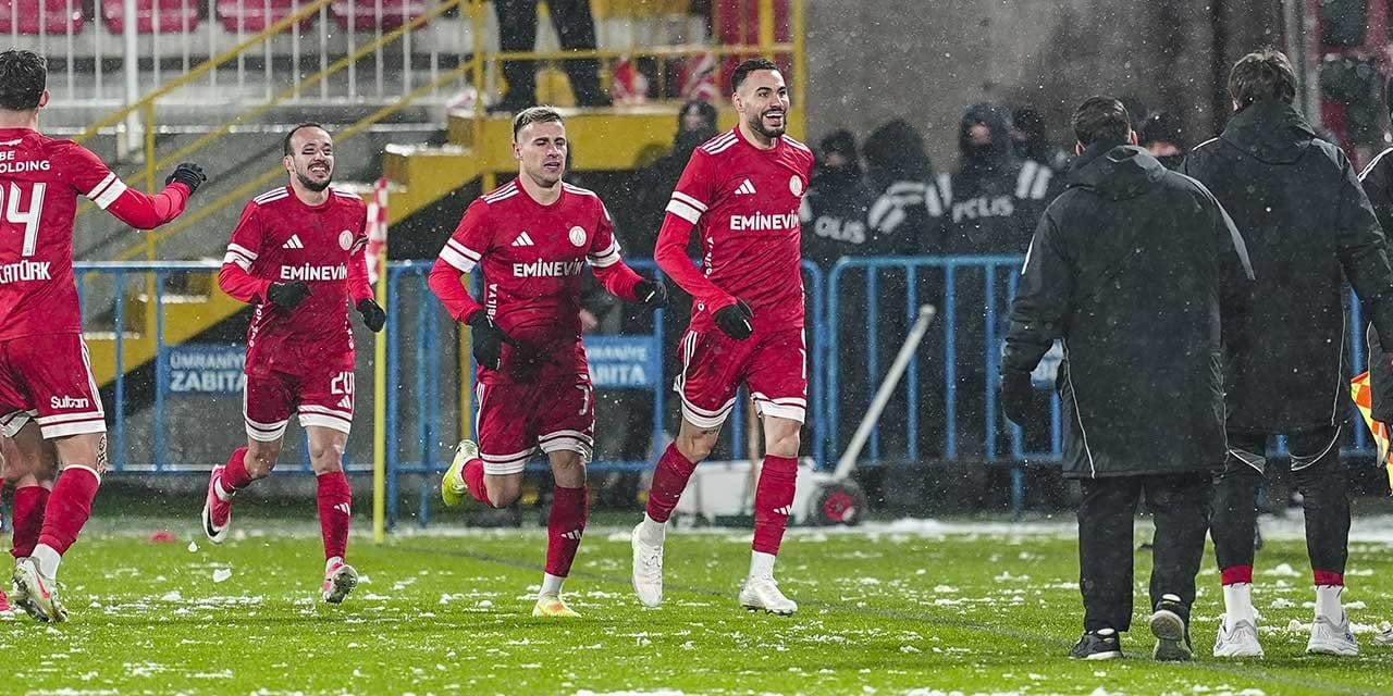 Ümraniyespor Serikspor'a gol yağdırdı