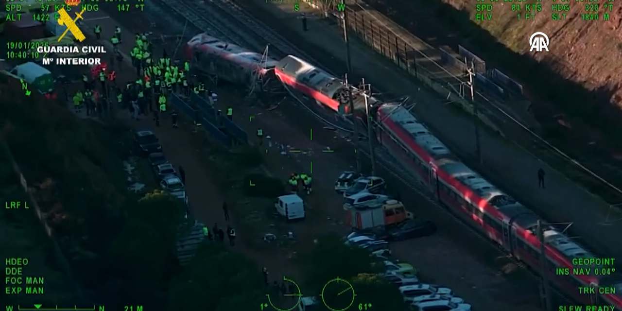 İspanya'daki feci tren kazasında ölü sayısı gitgide yükseliyor!