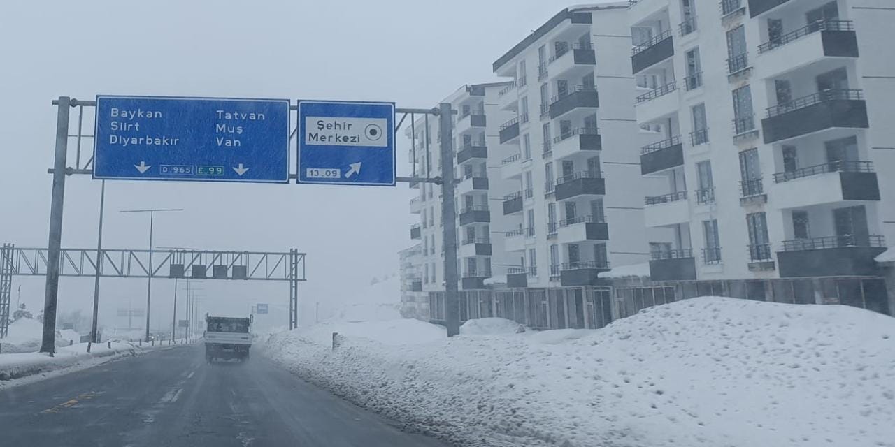 Bitlis-Baykan yolu ağır vasıta trafiğine kapatıldı