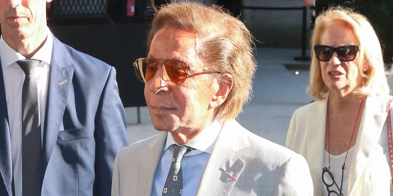 Ünlü tasarımcı Valentino Garavani hayatını kaybetti