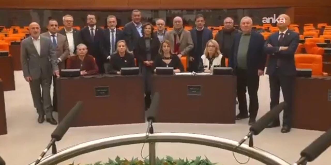 CHP'nin Meclis'teki 'Emekli eylemi' 12'nci gününde