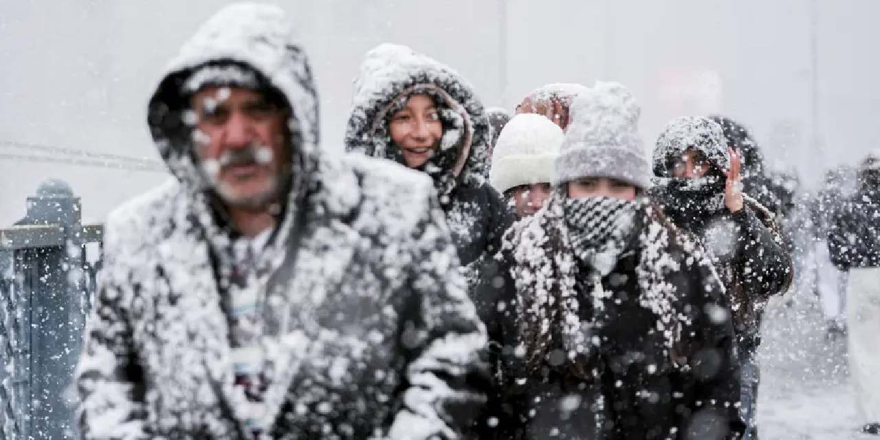 Çok kuvvetli kar geliyor: Meteoroloji 4 ili uyardı