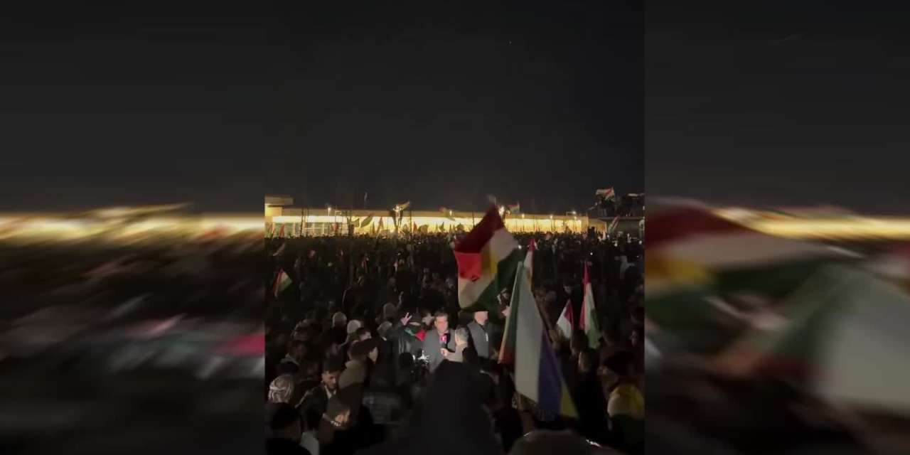 Erbil'de ABD Konsolosluğu önünde Suriye protestosu