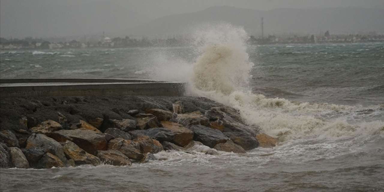 Meteoroloji'den Ege'ye fırtına uyarısı!