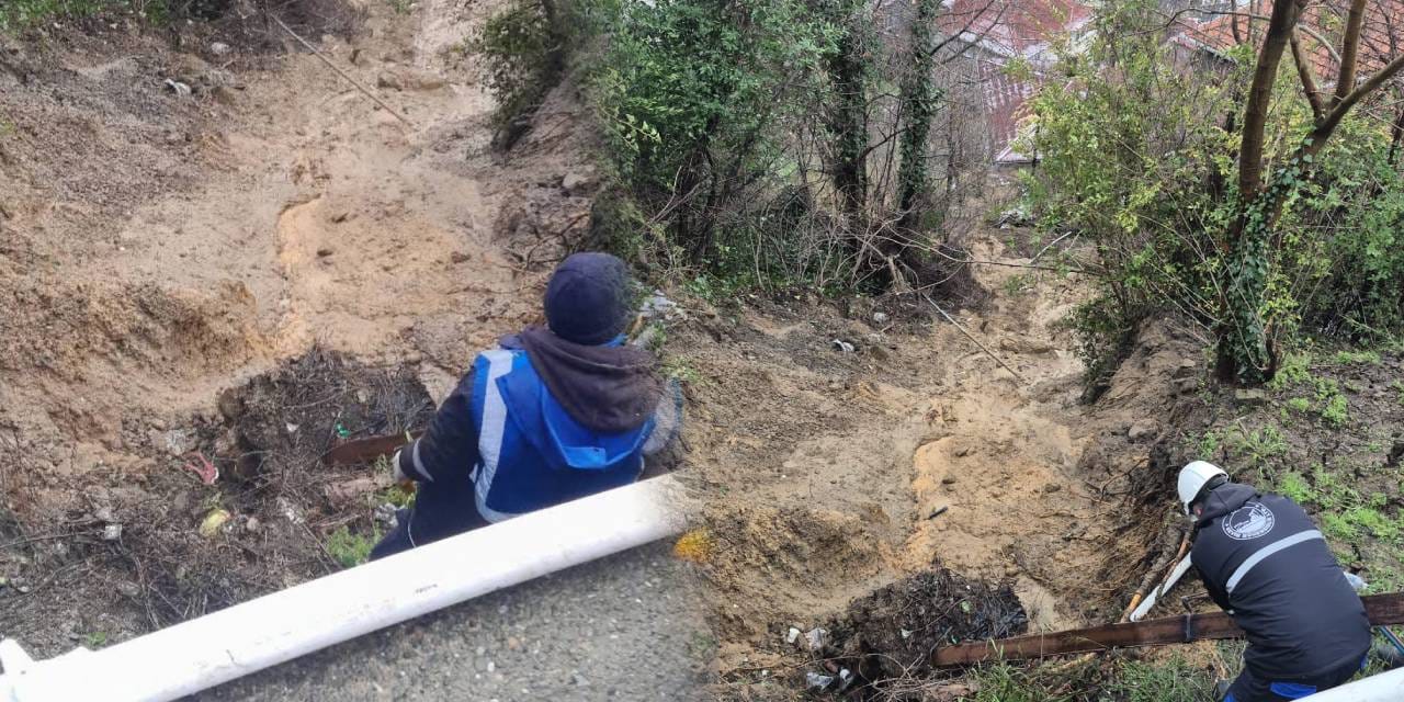 Zonguldak’ta heyelan felaketi: Mahalle karanlığa gömüldü