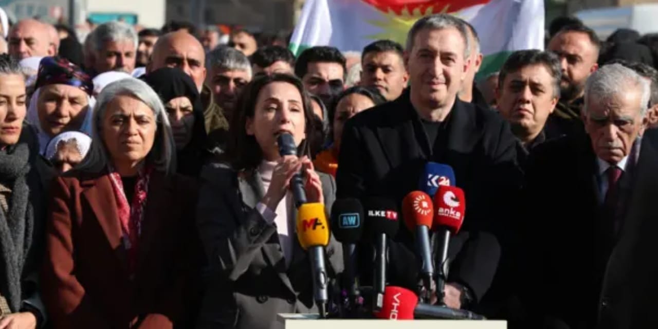 Tülay Hatimoğulları Rojava'ya gidecek!