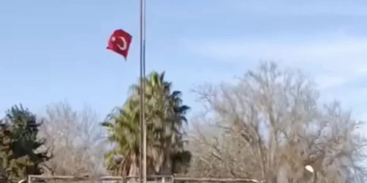 Bayrak provokasyonuna DEM'den sonra Kandil'den de tepki geldi