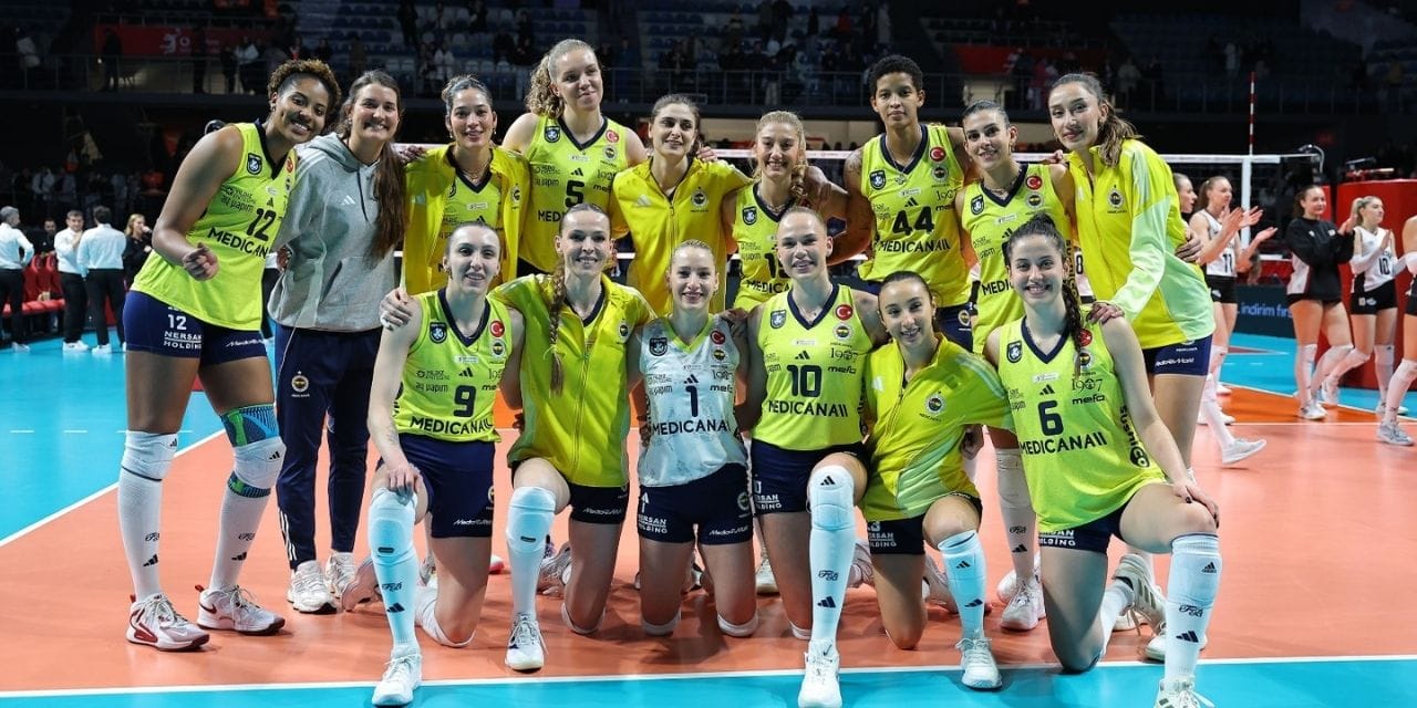 "Fenerbahçe'yi bırakmam" dedi İtalya'dan gelen teklifleri reddetti: İmzayı attı