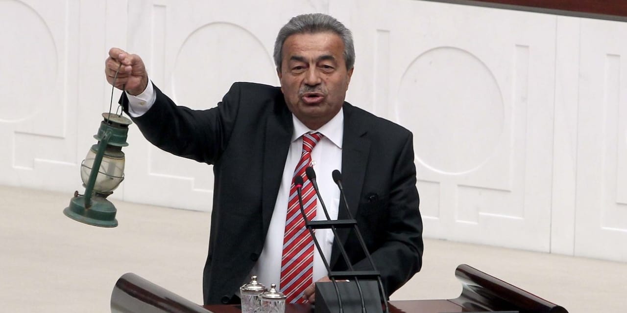 Kamer Genç vefatının 10'uncu senesinde anıldı