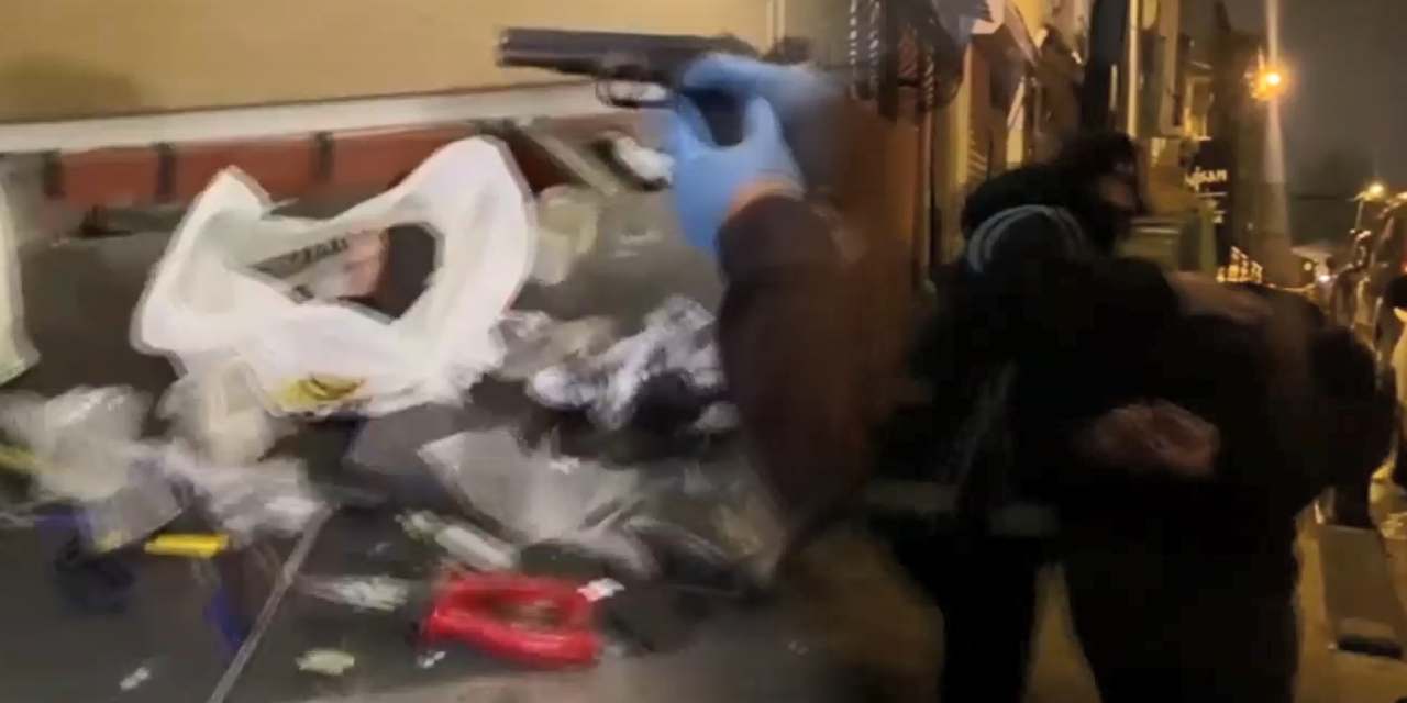 Ruhsatsız silah atölyesine baskın! Ekipler gizli düzeneği ortaya çıkardı