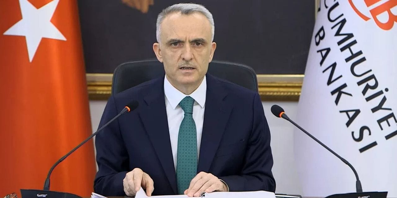 Eski bakan ve Merkez Bankası başkanı ünlü şirketin başına geçti