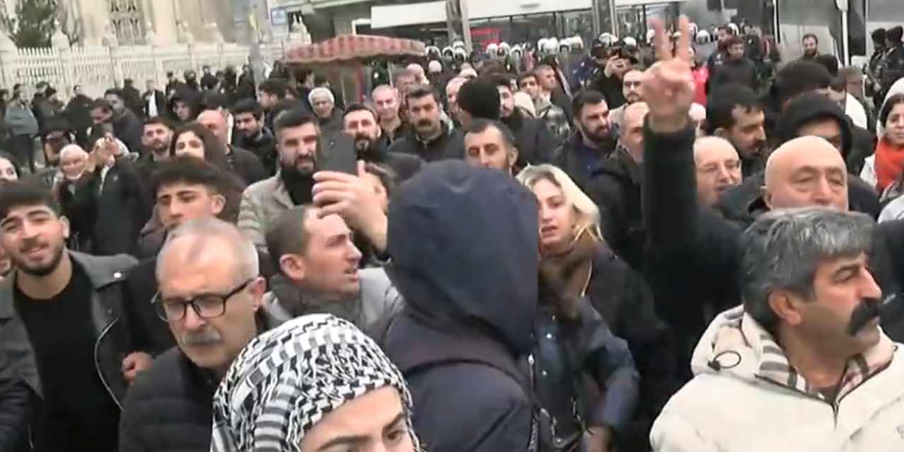 Son dakika | DEM Parti'nin İstanbul'daki yürüyüşüne polis engeli