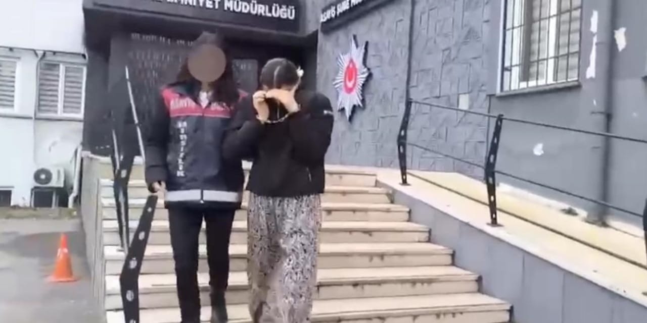 107 suç kaydıyla aranıyordu: Genç kadın bazanın altında yakalandı