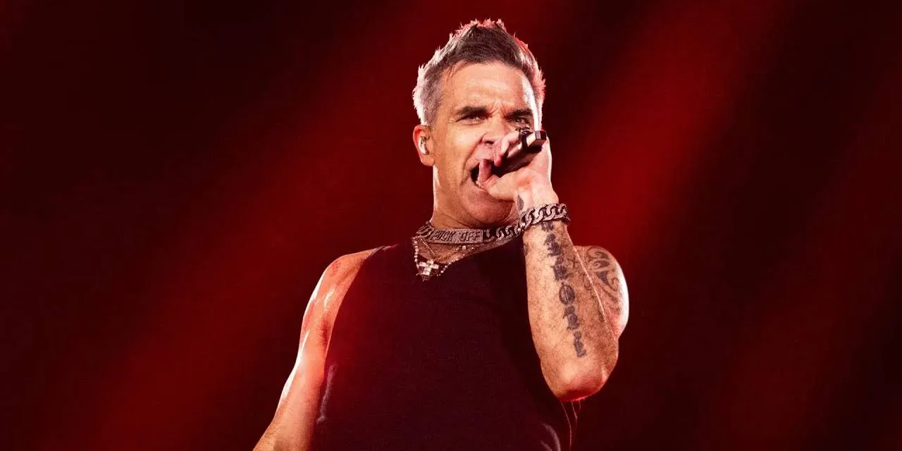 Robbie Williams tarih yazdı: The Beatles'ı geride bıraktı