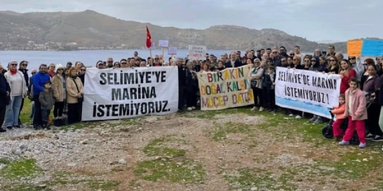 Selimiye’de marina protestosu