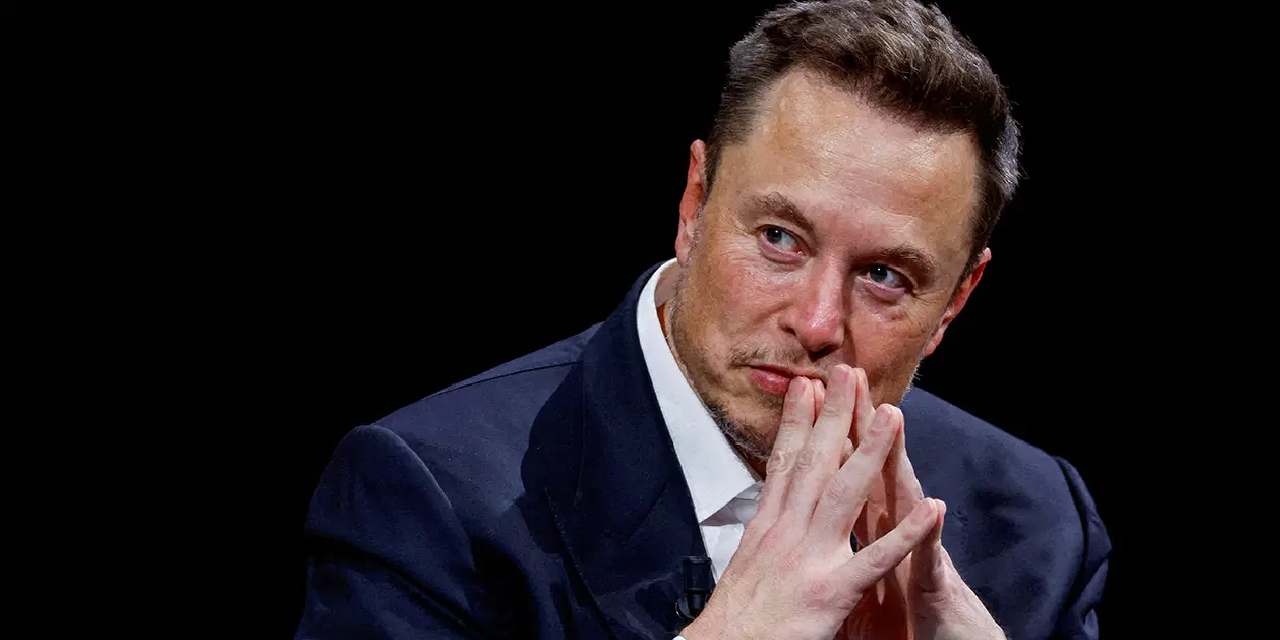 Elon Musk her şeyi yapacak robotların satışa çıkacağı tarihi açıkladı