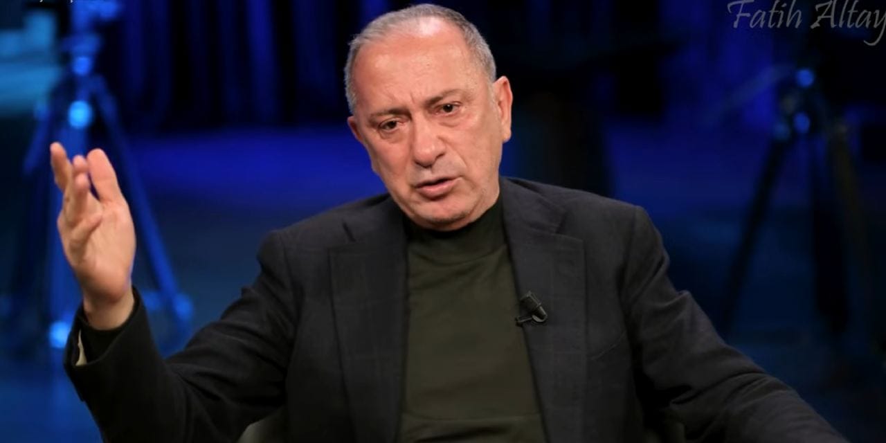 Fatih Altaylı o cezaevi anısını anlatırken gözyaşlarını tutamadı