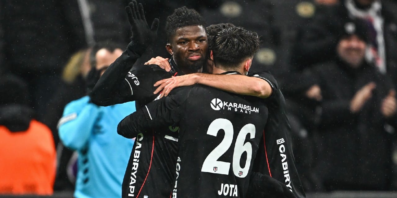 Beşiktaş'ın Eyüpspor maçı ilk 11'i belli oldu: Oyuncuları bir bir giden Sergen Yalçın kararını verdi