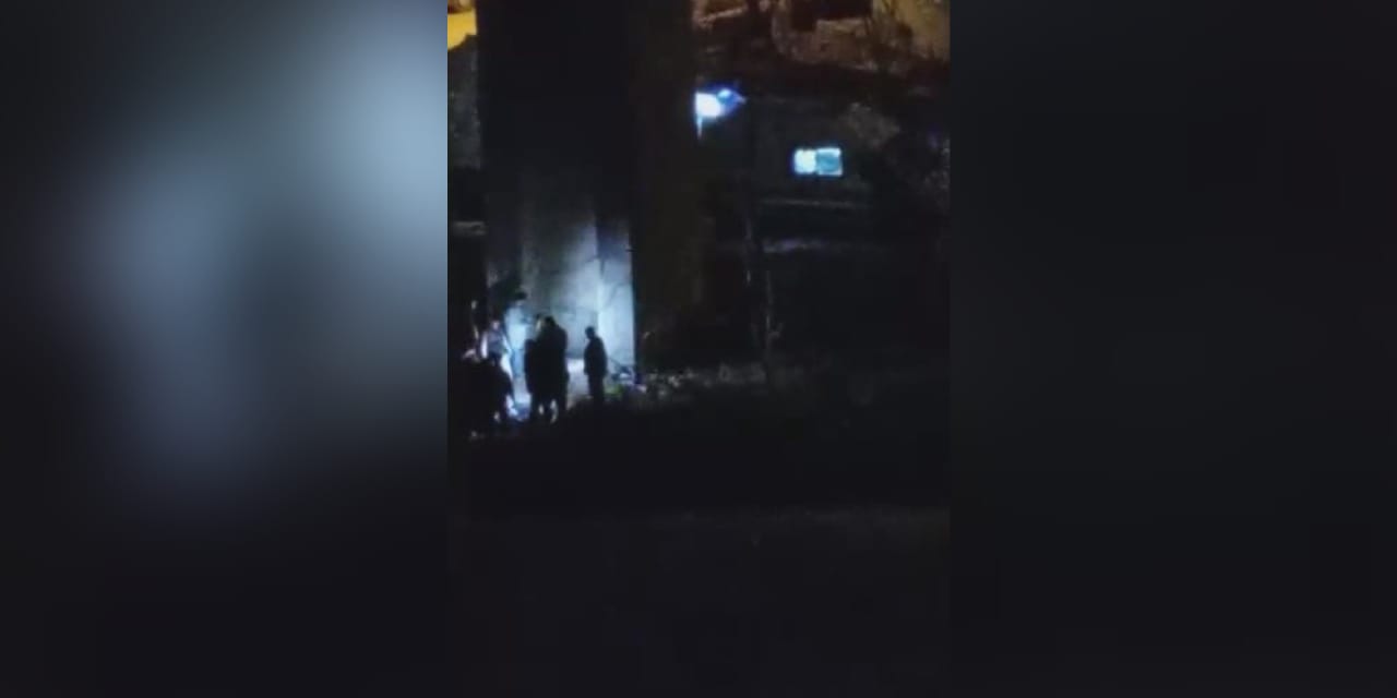 Eyüpsultan'da viyadüğün altında ceset bulundu