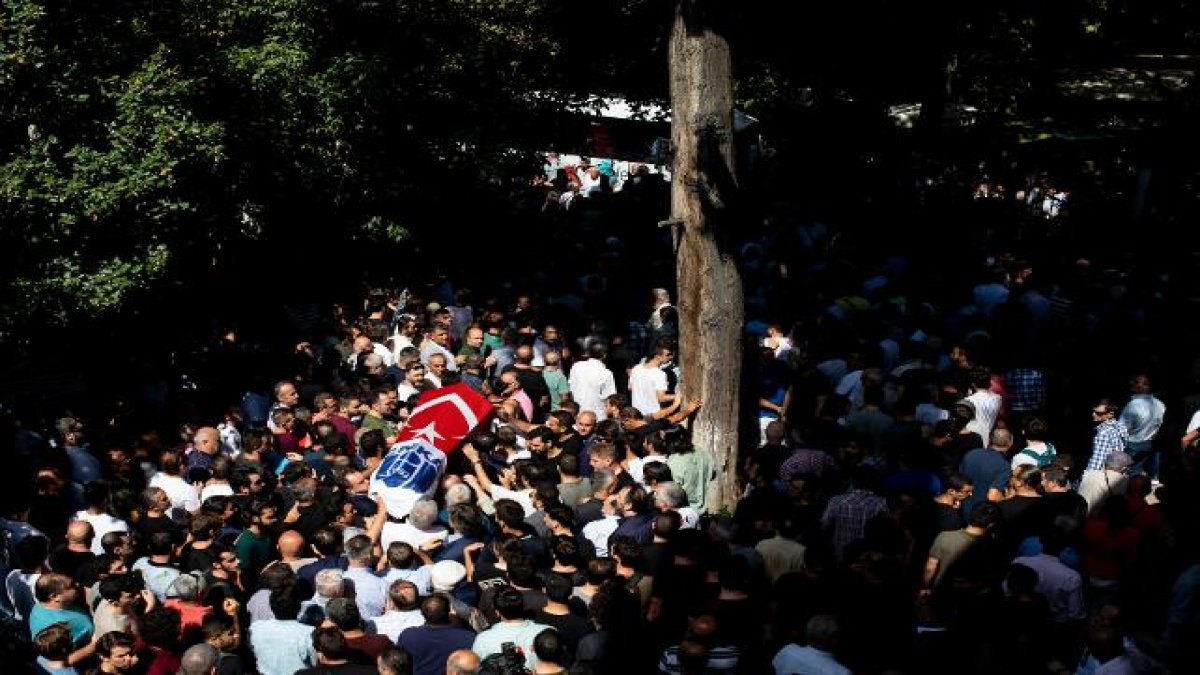 İstiklal Caddesi'nde öldürülen Halit Ayar son yolculuğuna uğurlanıyor