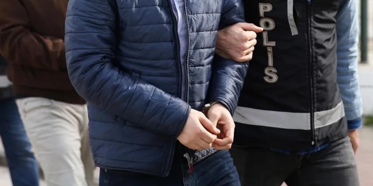 Papel Elektronik Para operasyonunda 15 tutuklama