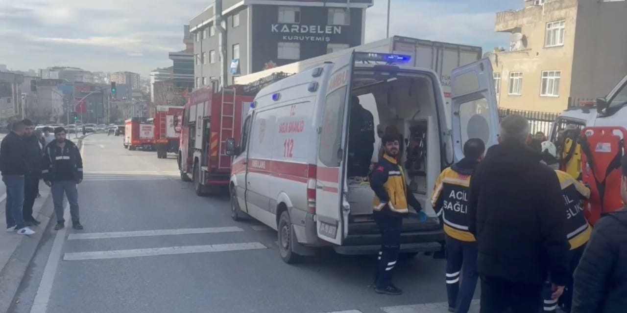 Bağcılar’da zincirleme kaza: 2 yaralı