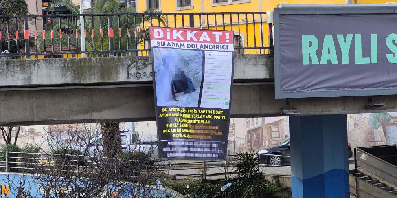 Trabzon'da oldu: "Beni dolandırdılar" dedi fotoğraflarını üst geçide astı