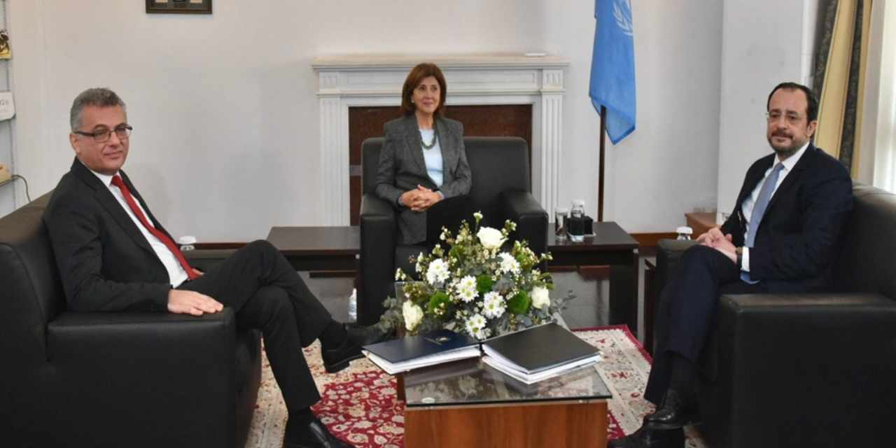 KKTC Cumhurbaşkanı Erhürman, GKRY lideri Hristodulidis ile bir araya geldi