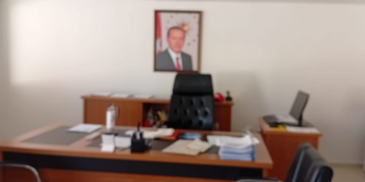 Atatürk'ün portresini kaldıran bürokrattan skandal savunma