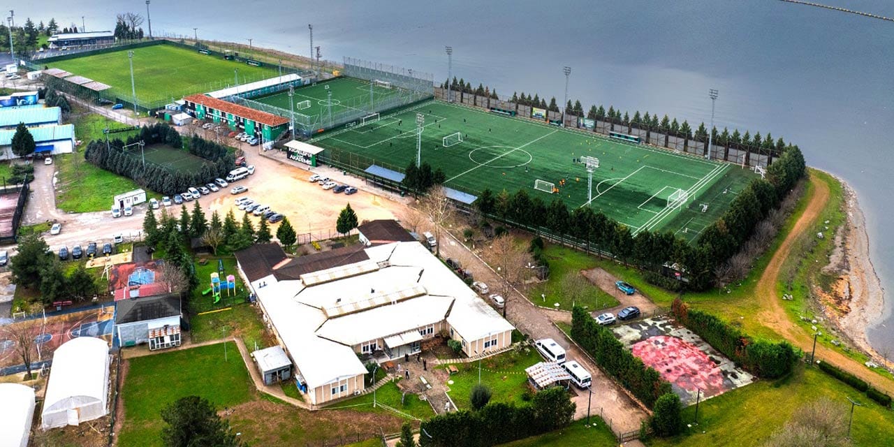 Süper Lig ekibi için denize sıfır tesis açıldı