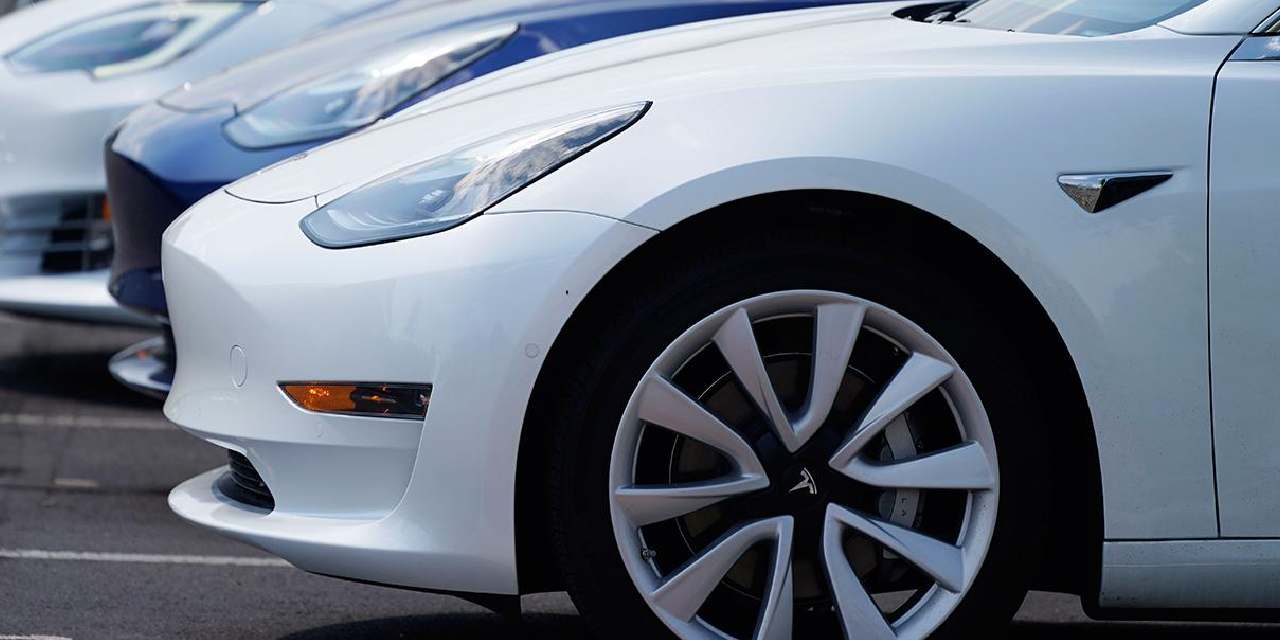 Otomotiv devi yapay zekaya geçecek: En ünlü 2 modelinin üretimini durduracak