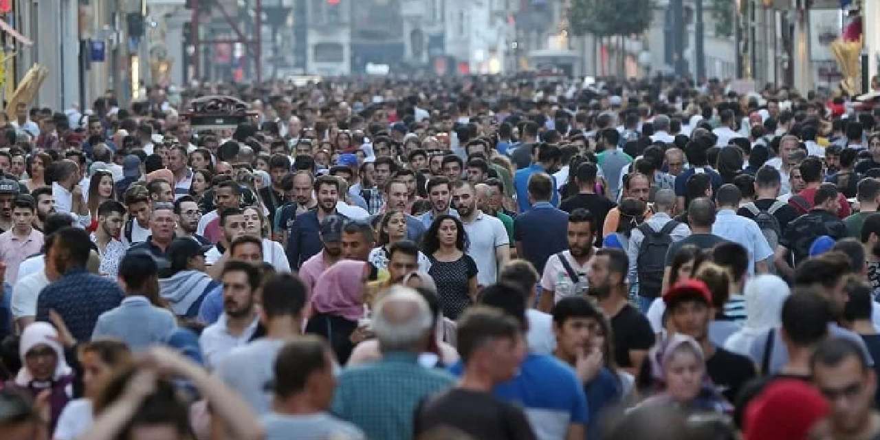 Herkes kendi ilinde yaşasaydı şehirlerin nüfusu ne kadar olurdu? İstanbul için şaşırtan sonuç