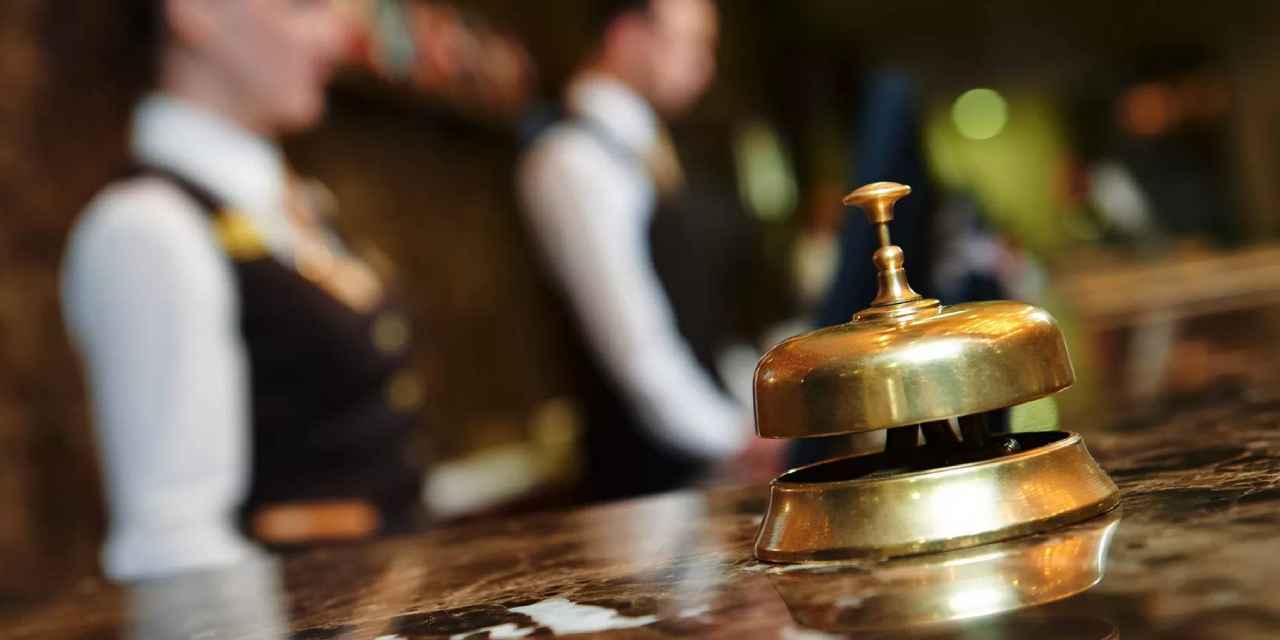 Üç erkeği kabul etmeyen otele 150 bin lira ceza