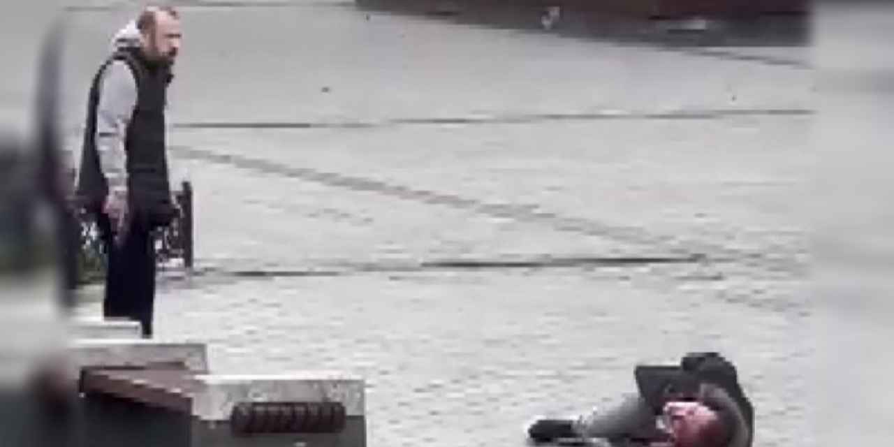 Mısır Çarşısı'nda kanlı hesaplaşma: Vurduğu adamın başında bekledi