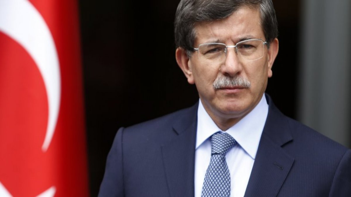 AKP, Davutoğlu'nu neden ihraç ediyor?