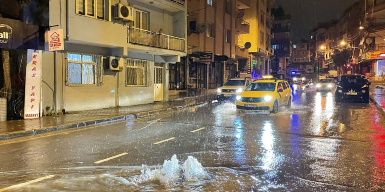 Valilik uyardı: İzmir'de kuvvetli sağanak bekleniyor