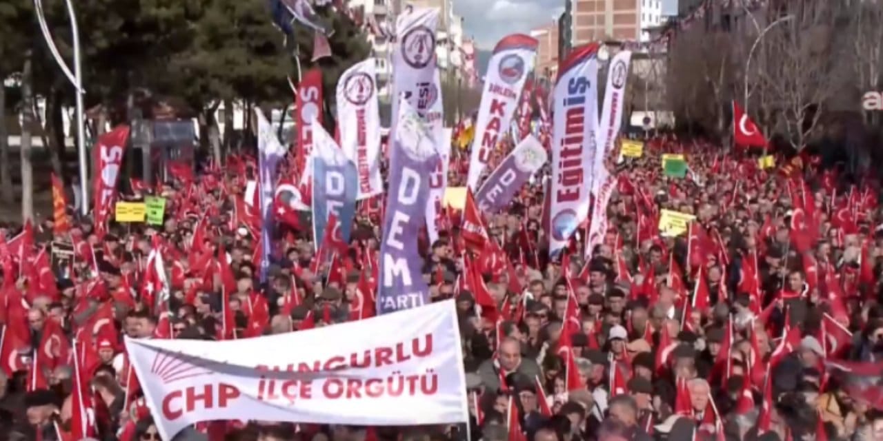 CHP'nin 86. eylem adresi Çorum! Millet alana akın etti