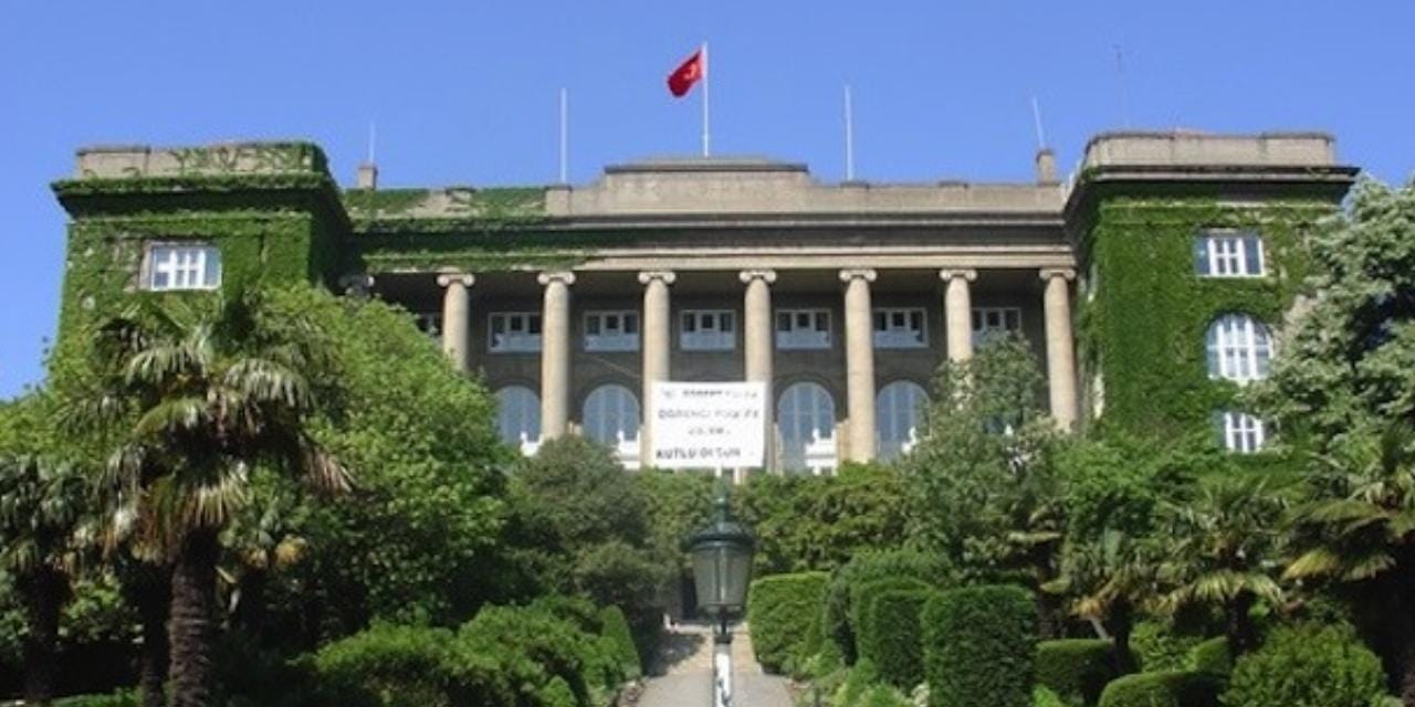 Robert Kolej'den Epstein açıklaması! Belgelerde adı geçmişti