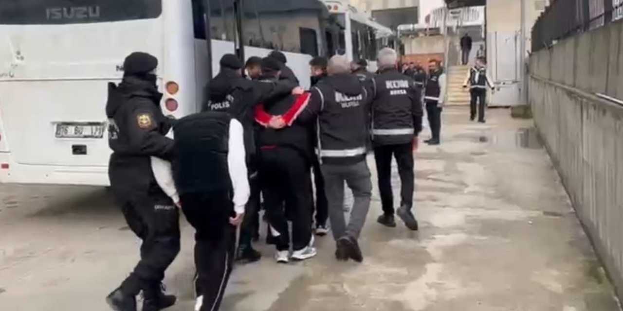 Silahlı soygun hazırlığındaki 3 kişi kaldıkları otelde yakalandı