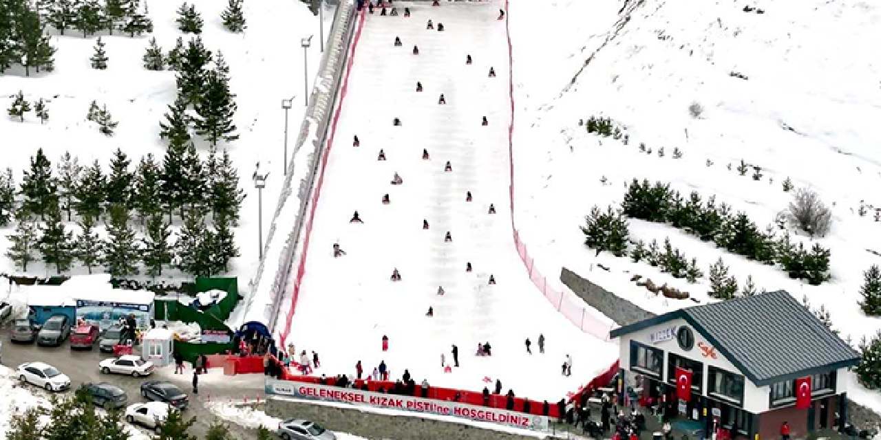 Akın akın Erzurum'a geldiler: 25 bin kişi ağırlandı