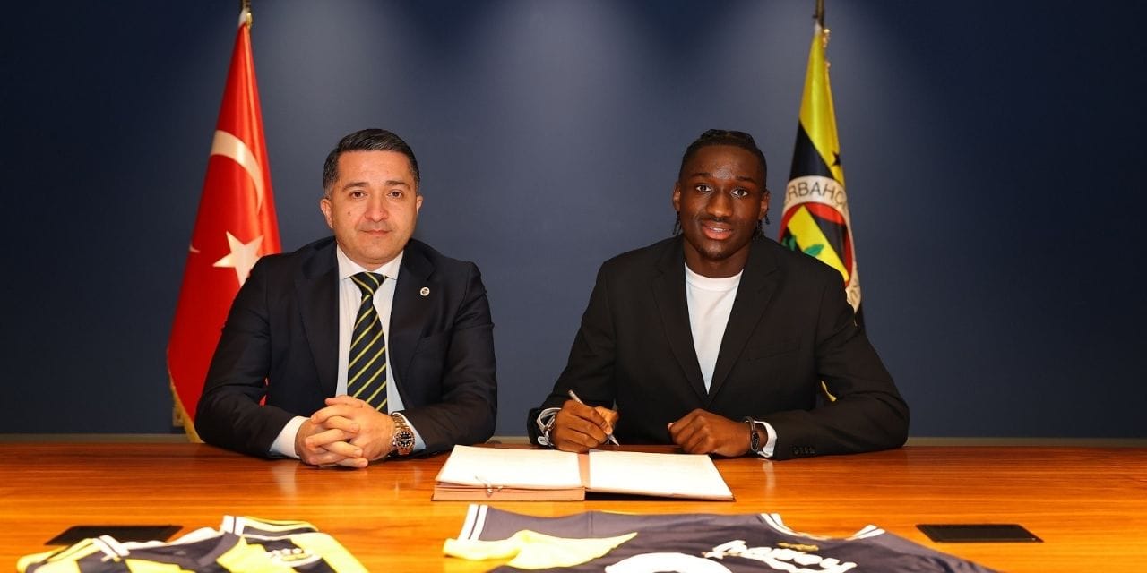 Fenerbahçe'ye imzayı gece yarısı attı: Detayları belli oldu