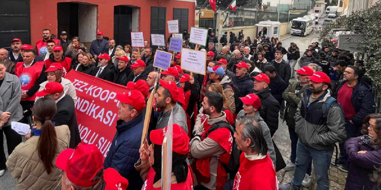 İtalyan lisesinde ders zili grev için çalacak