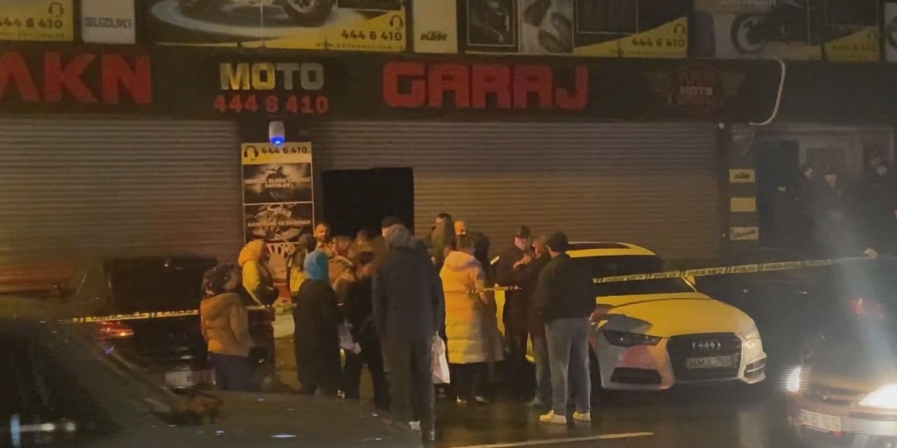 Esenler'de yangın! 2 kişinin cansız bedenine ulaşıldı