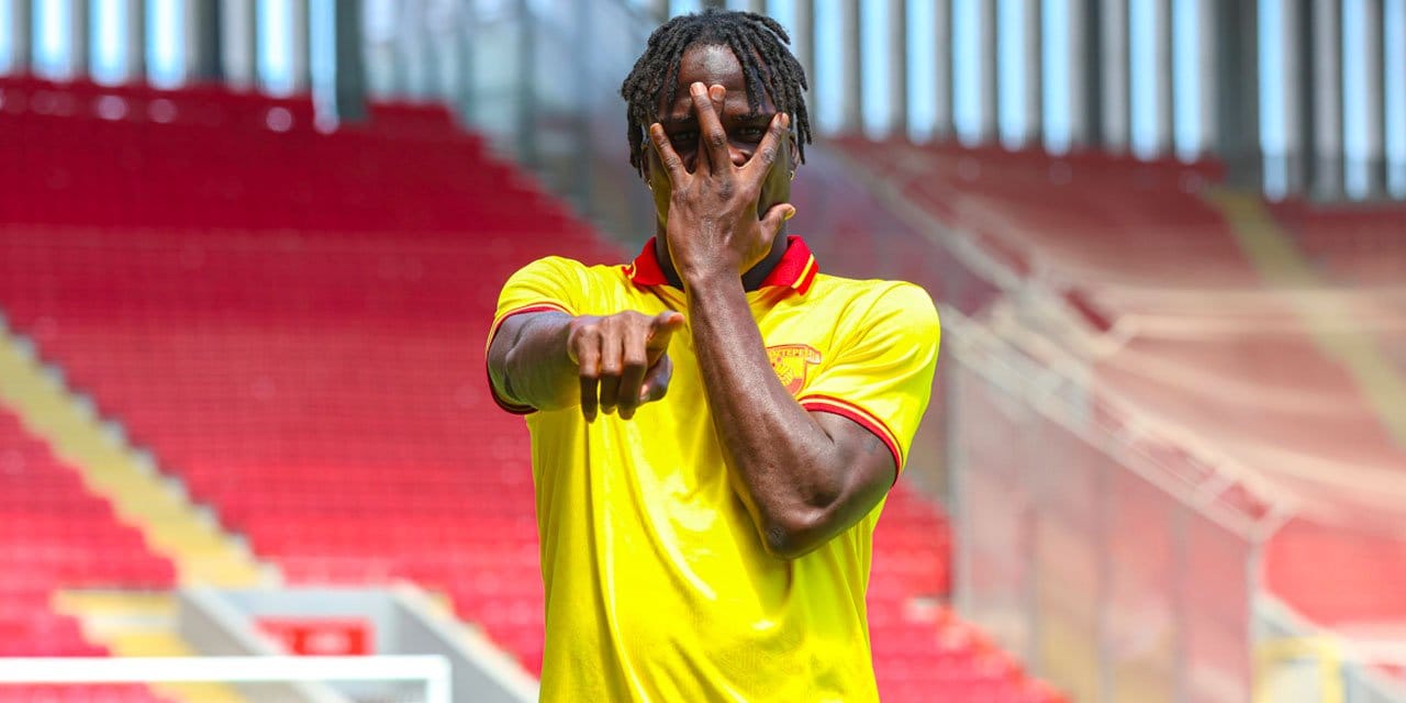 Beşiktaş Süper Lig'den buldu: 10 numara İstanbul'a geliyor