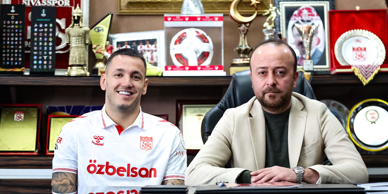 Arabistan'da turlayan Manaj Sivasspor'a imza attı