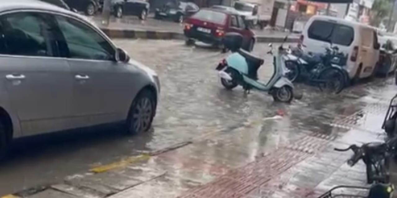 6 şubat felaketinin yıl dönümünden üç gün önce: Hatay sele teslim oldu