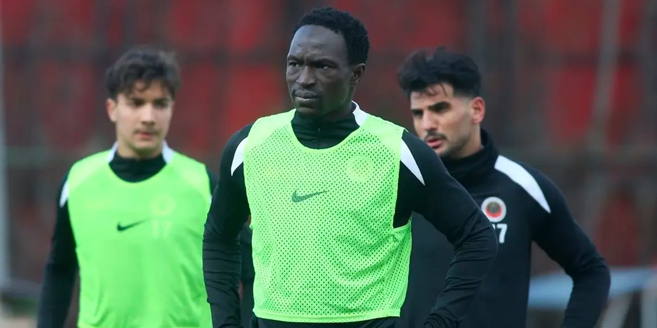 Fenerbahçe maçı öncesi Arabistan'dan Adama Traore'yi getirdiler