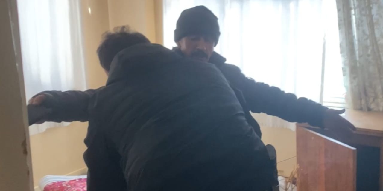 Cezaevinden çıkıp balkondan girdiği evde yaşamaya başladı: Polis baskınıyla yakalandı