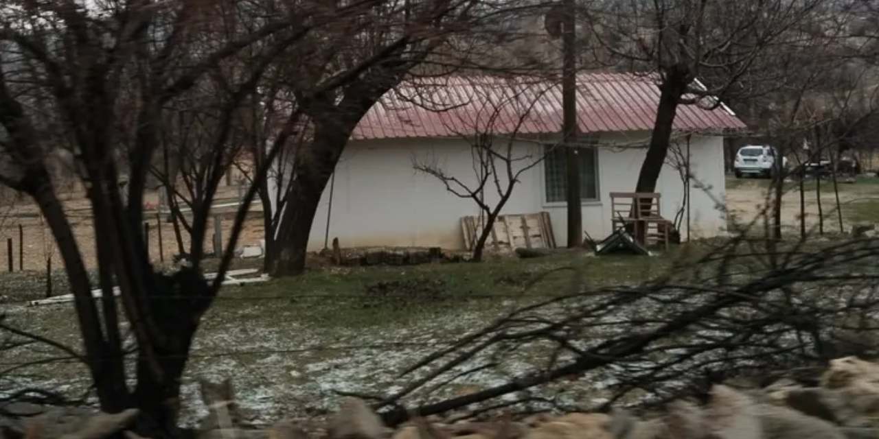 15 yıllık kayıp dosyası açıldı: Çiftlikte betona gömülü 23 kemik bulundu!