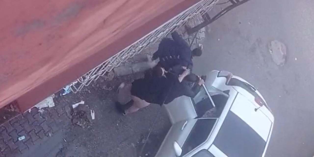 Eski eşini darbeden adamdan pişkin şikayet! "Parmağım kırıldı"